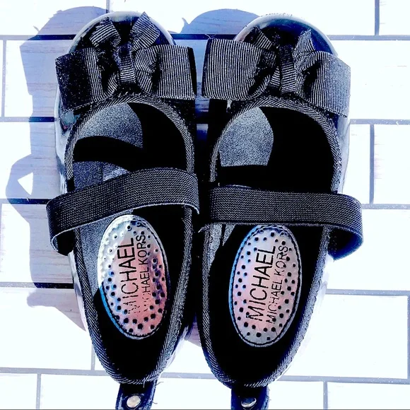 Michael Kors toddler maryjanes - Picture 4 of 13